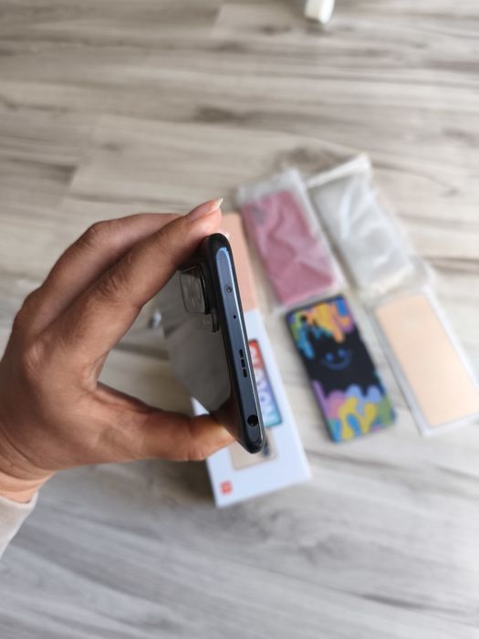 Smartfon telefon Xiaomi Redmi Note pro 10 8/128 GB jak nowy bez ub
