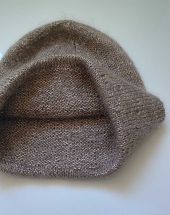 Czapka wełniana 100% wełna klasyczna elegancja