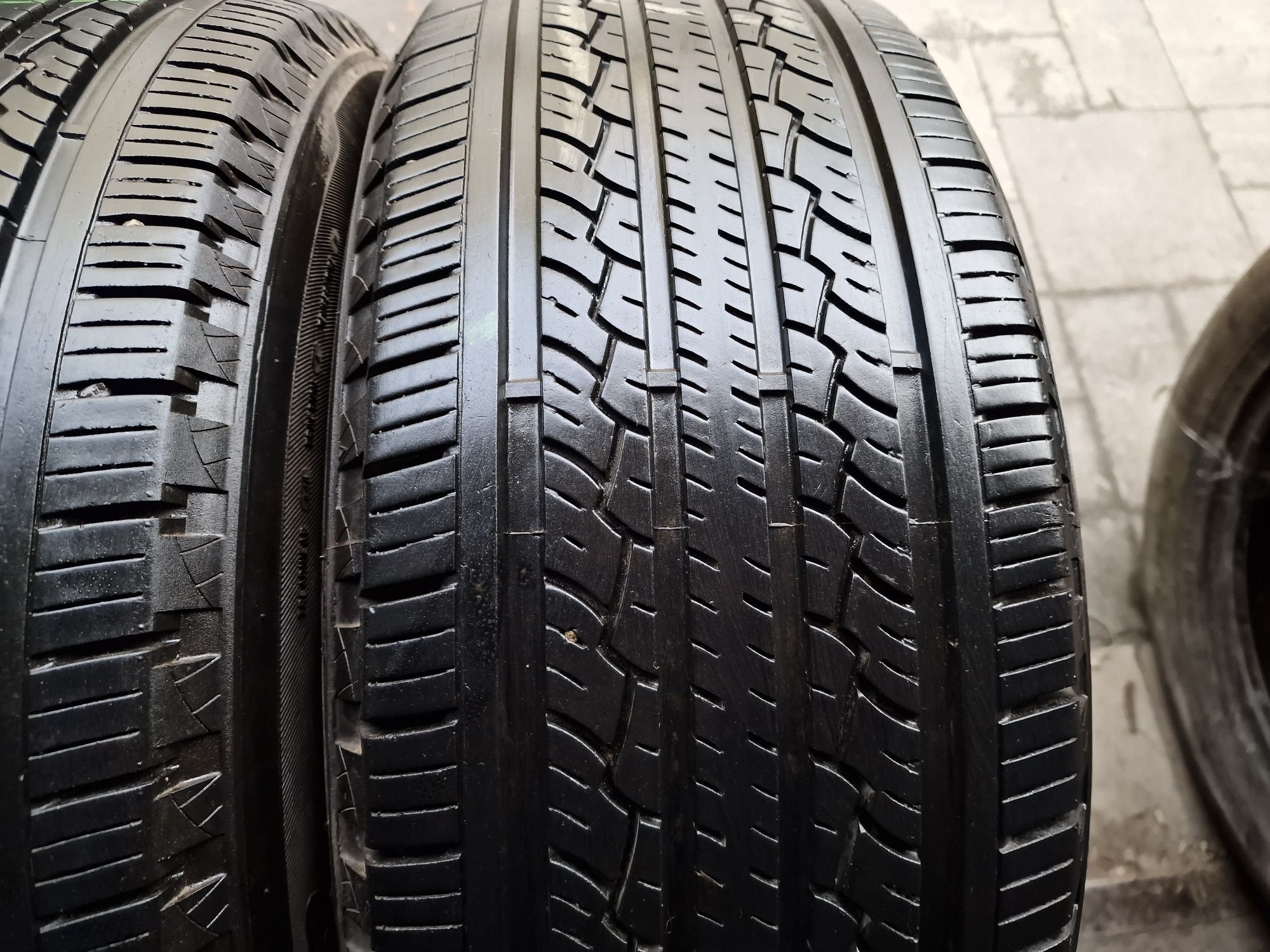 Пара летних шин 255/65 R16 Radar