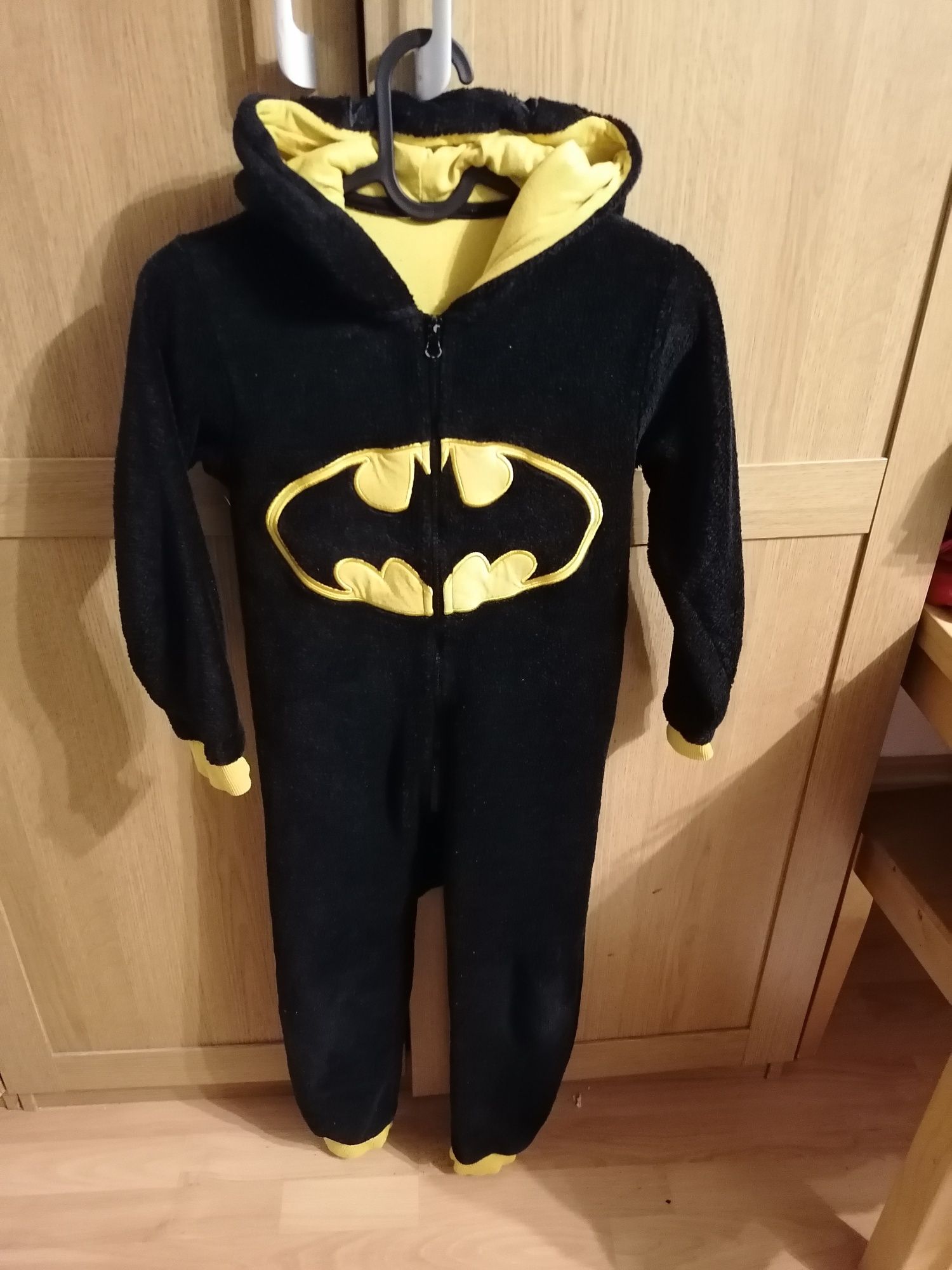Kombinezon, piżama polarowa Batman, r. 128