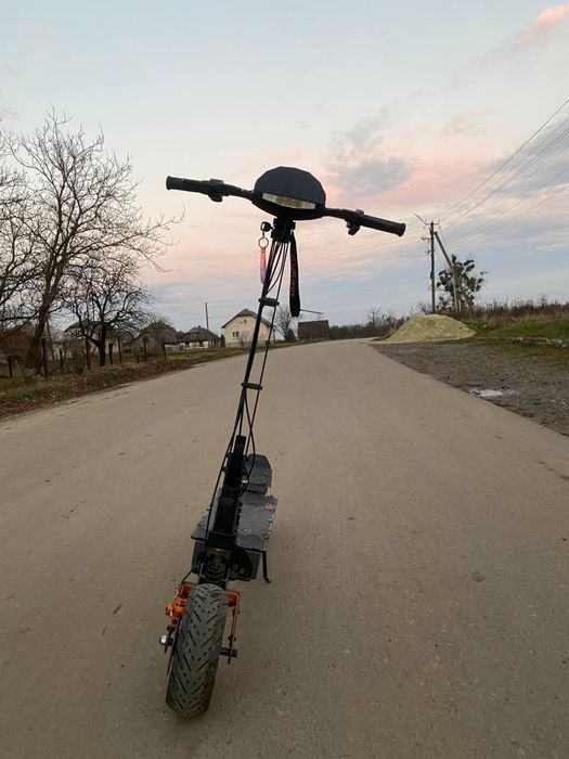 Самокат Kugoo Kukirin g4