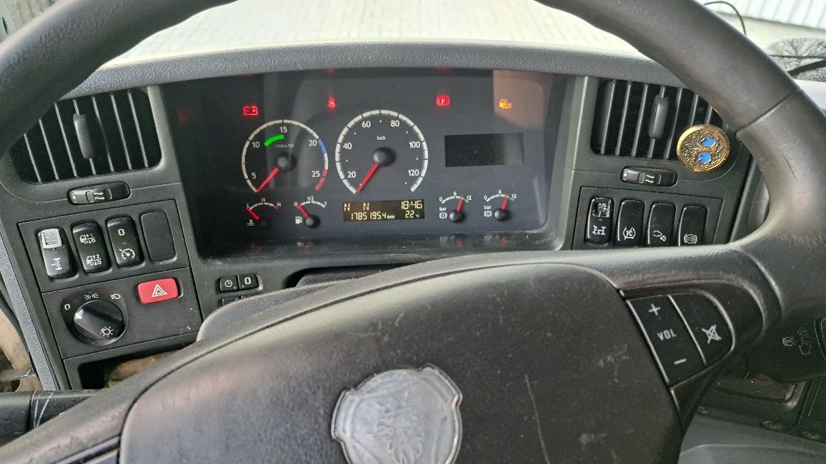 Scania p420 lohr