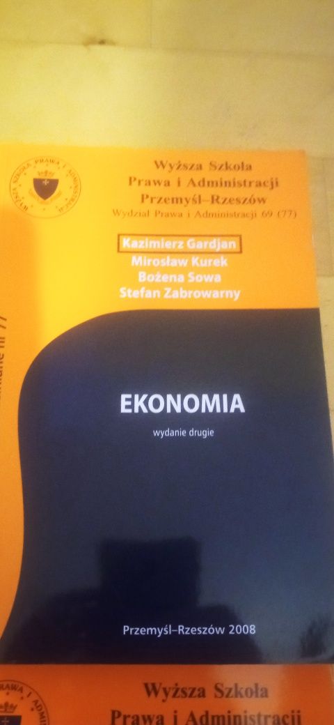 Zestaw książek do prawa administracyjnego Rzeszów WSPiA 8 egz