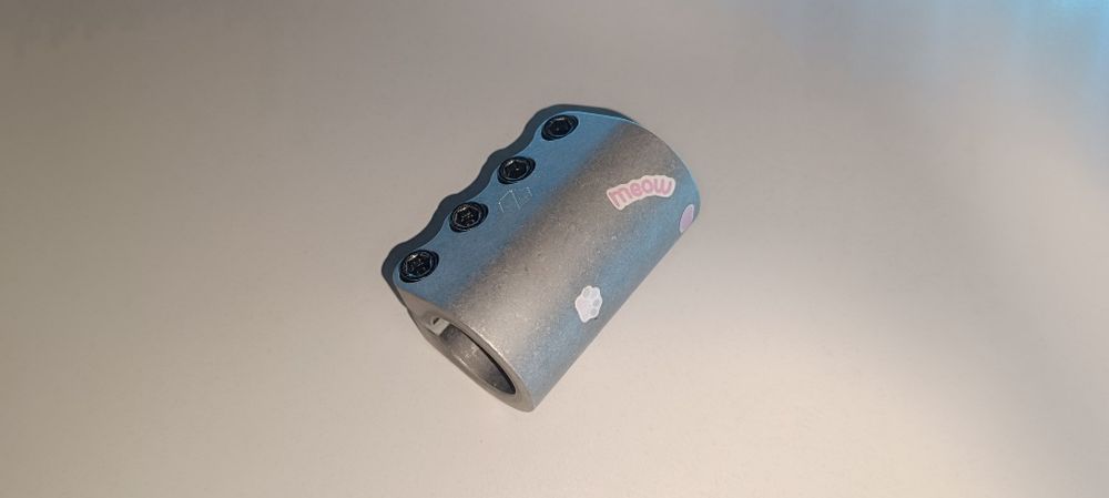 Зажим от netive stem complit M