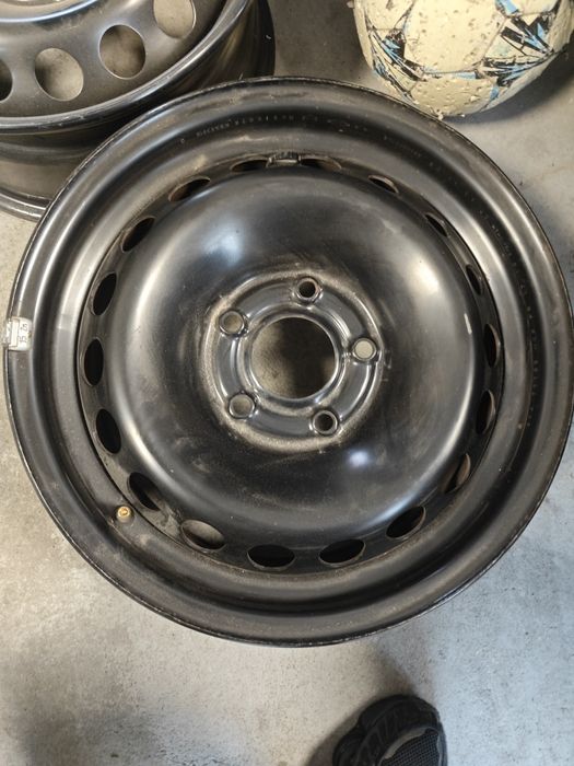 Felgi stalowe Renault 15 6.5jx15 et43