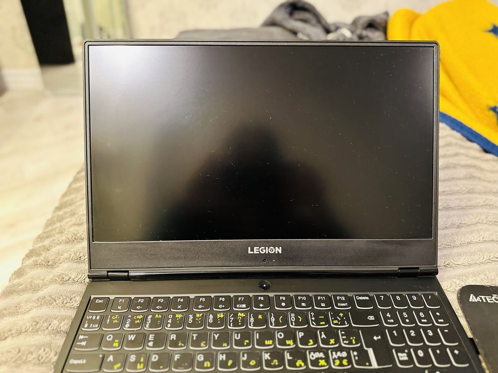 Lenovo Legion Y530-15ich-1060 81LB вживаний