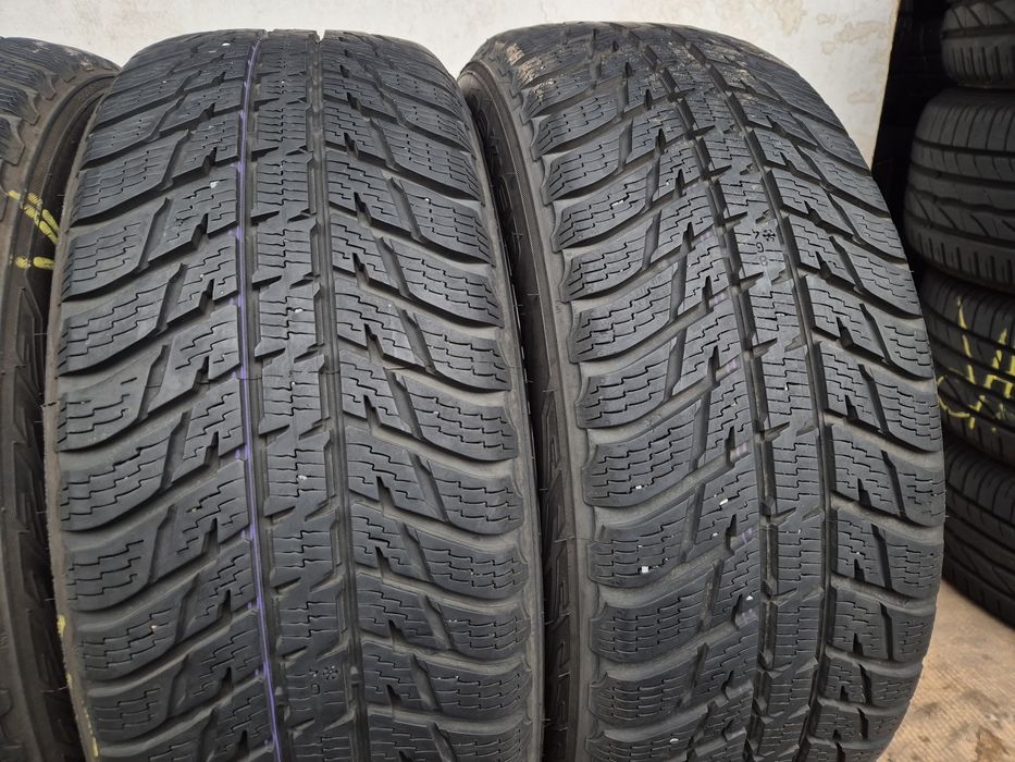 Шини 215/60/17, Nokian