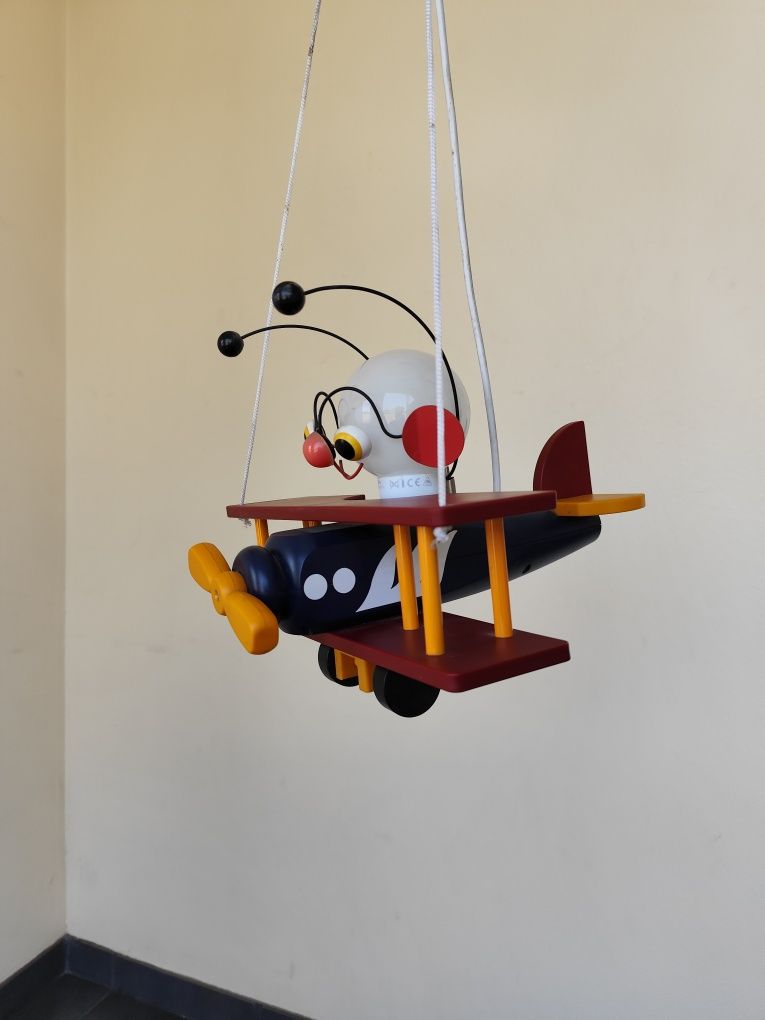 Candeeiro de quarto de criança