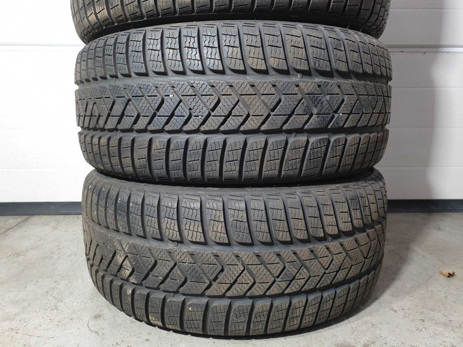4szt. 235/35/19 91V Pirelli Winter Sottozero 3 6mm 2023r [ 11641 ]