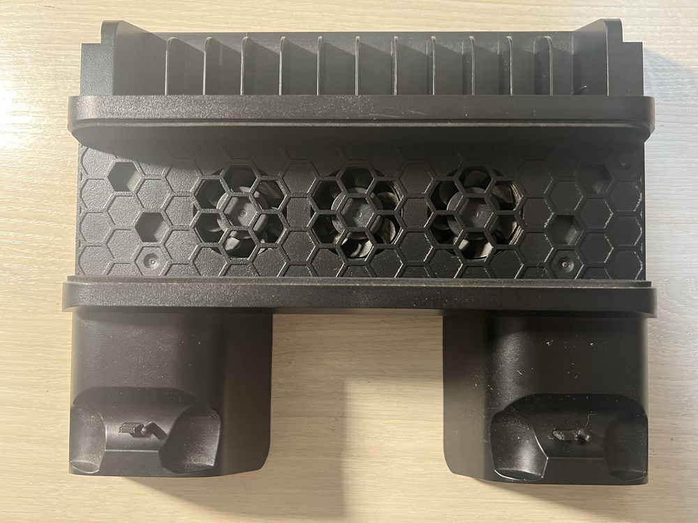 Док-станции Playstation 4 / аксессуары для ps4 / dualcshok 4
