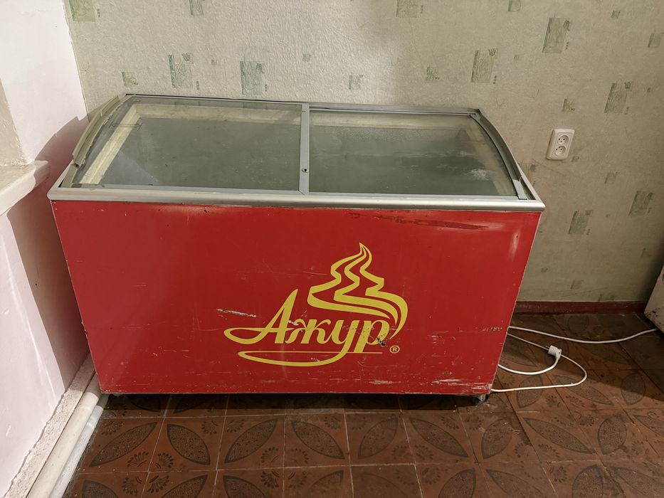 Продам морозилку, морозильный ларь, морозилка со стеклом