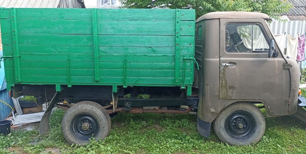 УАЗ 452 бортовий
