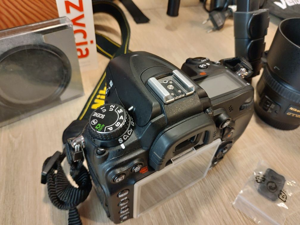 Nikon D7000 + zestaw