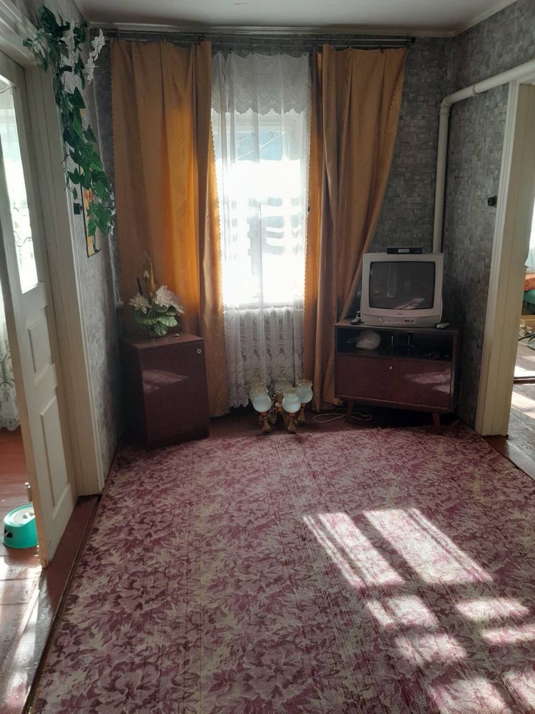 будинок біля лісу терміново