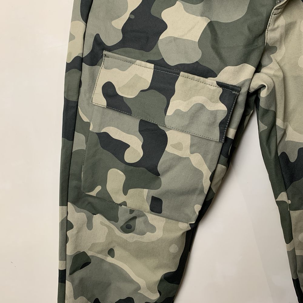 штаны boohoo камуфляжные тактические карго штани brandit на утяжках
