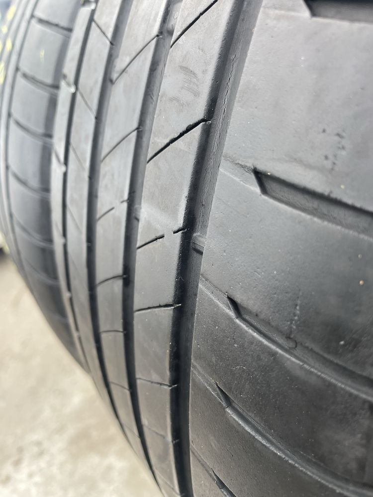 Шини літні 255/45 r18 Bridgestone