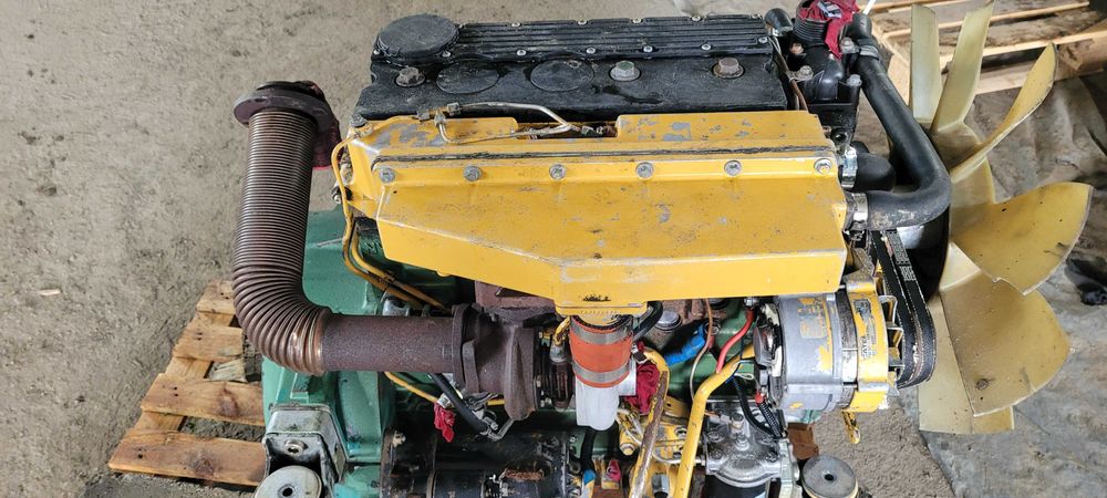 Silnik do koparki cat 315