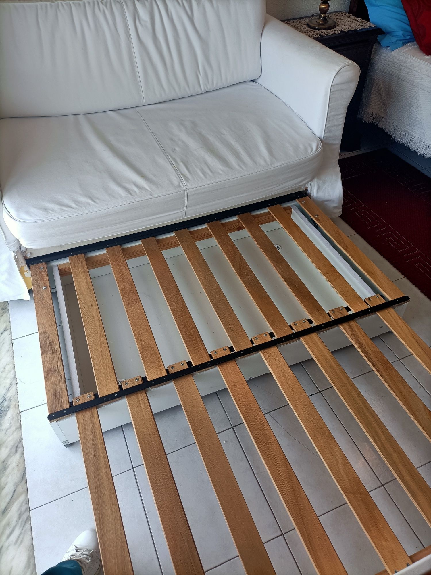 Sofá cama casal IKEA