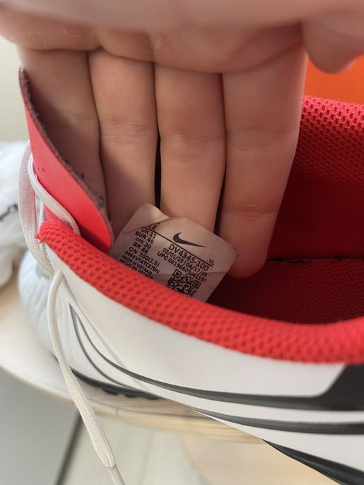 Оригінальні сороконіжки футзалки Nike Tiempo 46 розмір 30 см копи найк