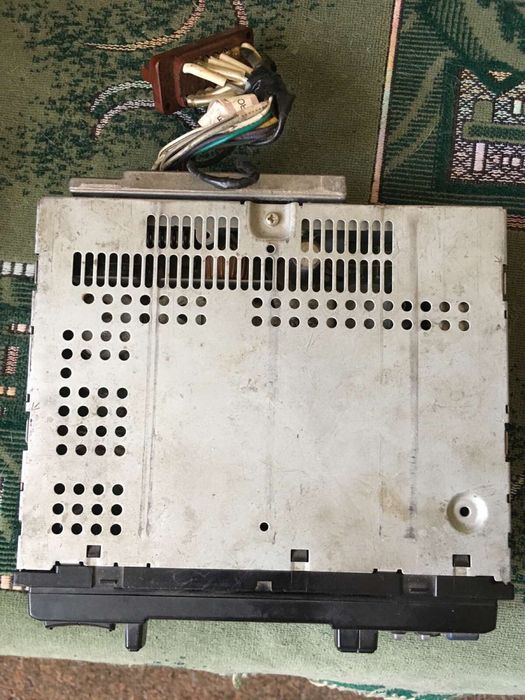 Автомагнитола KENWOOD KRC-157E