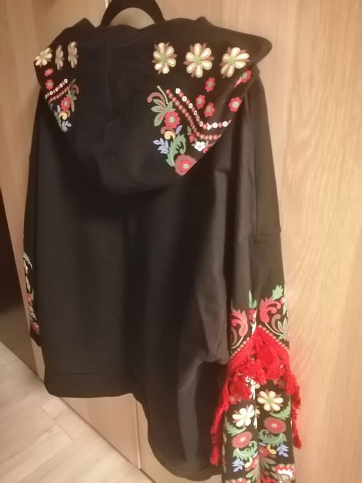 RESERVED bluza BOHO z kapturem M/L