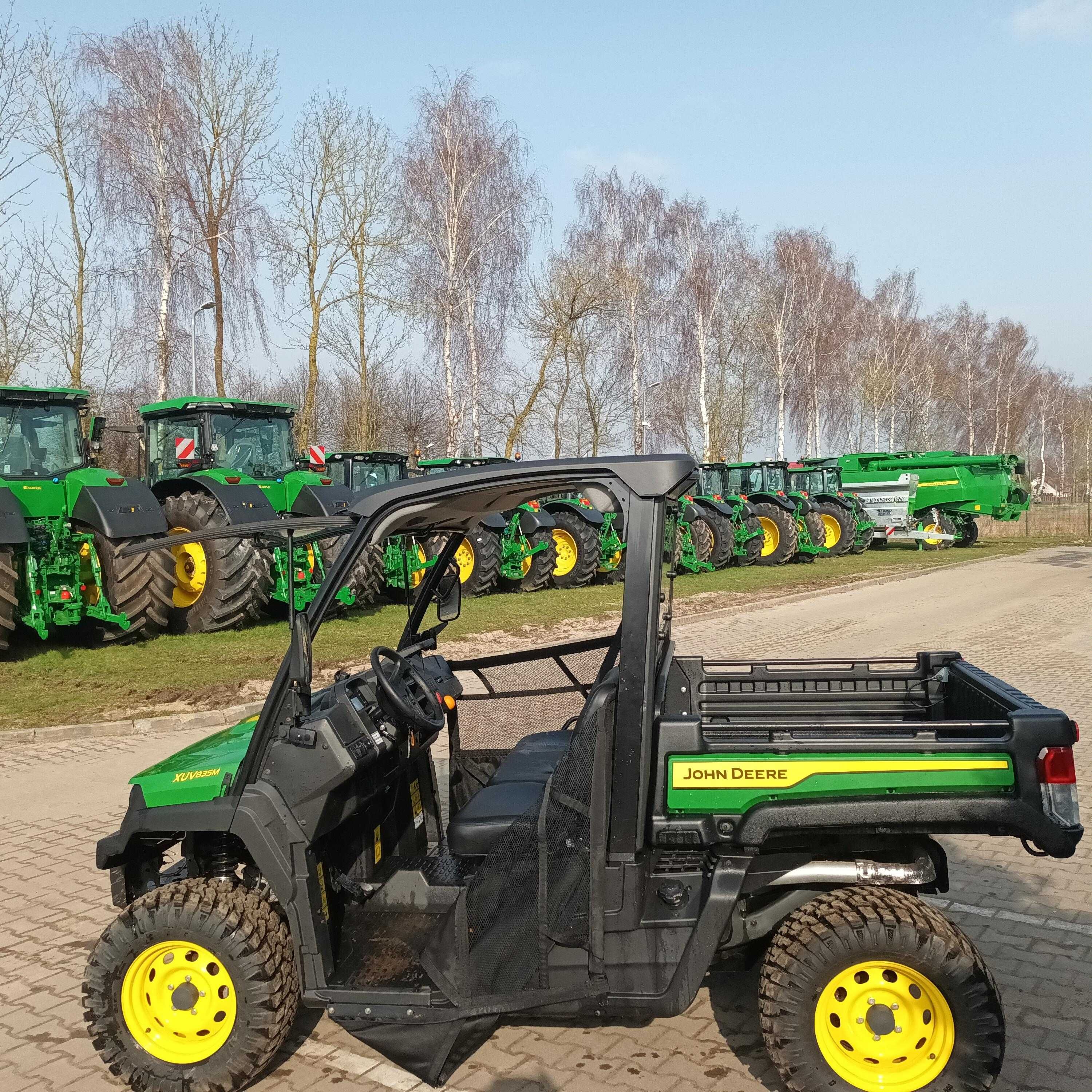 Gator John Deere XUV835M