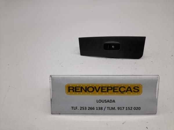 Comando / botão / interruptor vidros frente direito HYUNDAI Matrix (FC