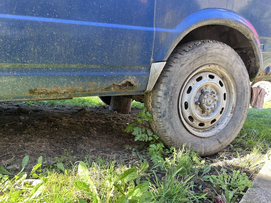 ГАЗ 2752 «Соболь» 2006 рік — не на ходу, рідний пробіг 64 тис