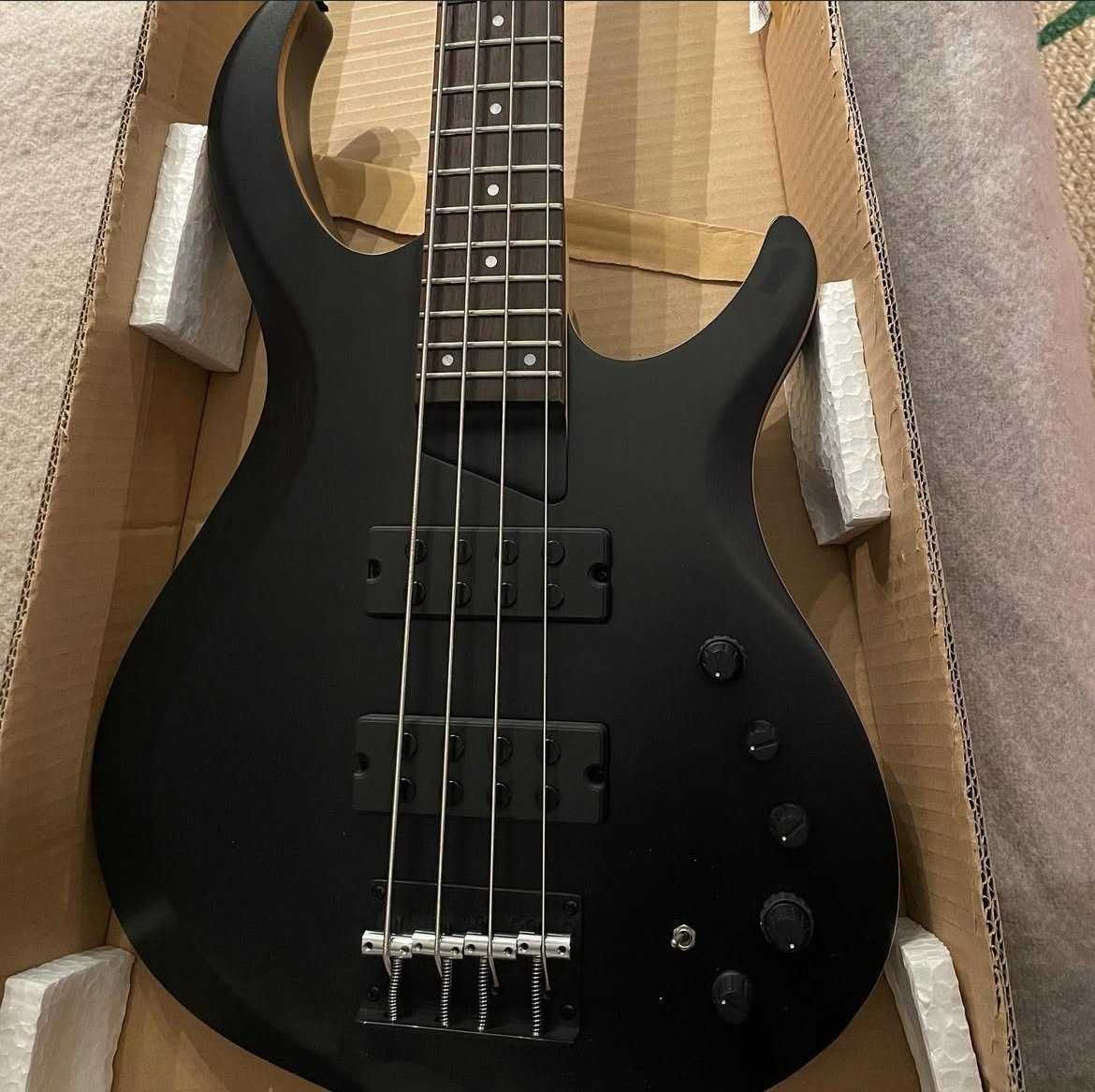 gitara basowa Sire by Marcus Miller