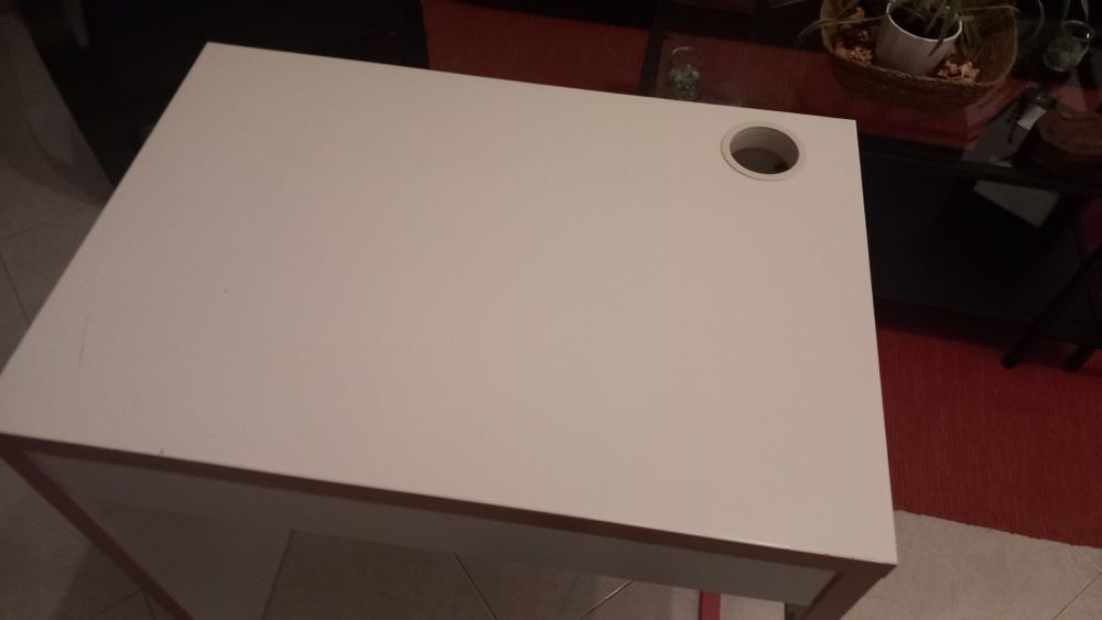 Secretária de criança