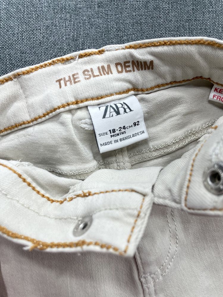 Дитячі джинси ZARA