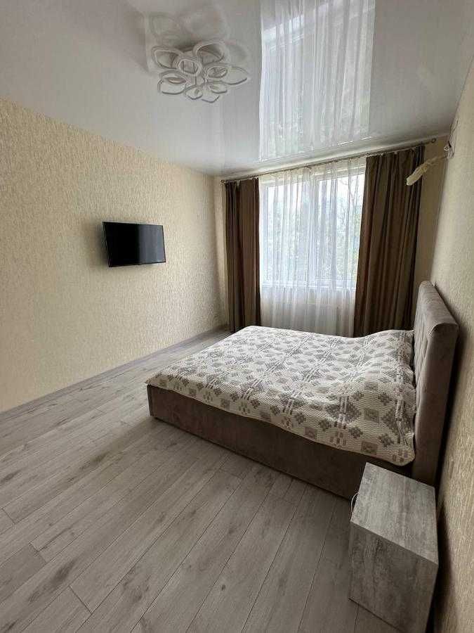 Подобова оренда 1к квартири, м. Бориспільська, новий ЖК