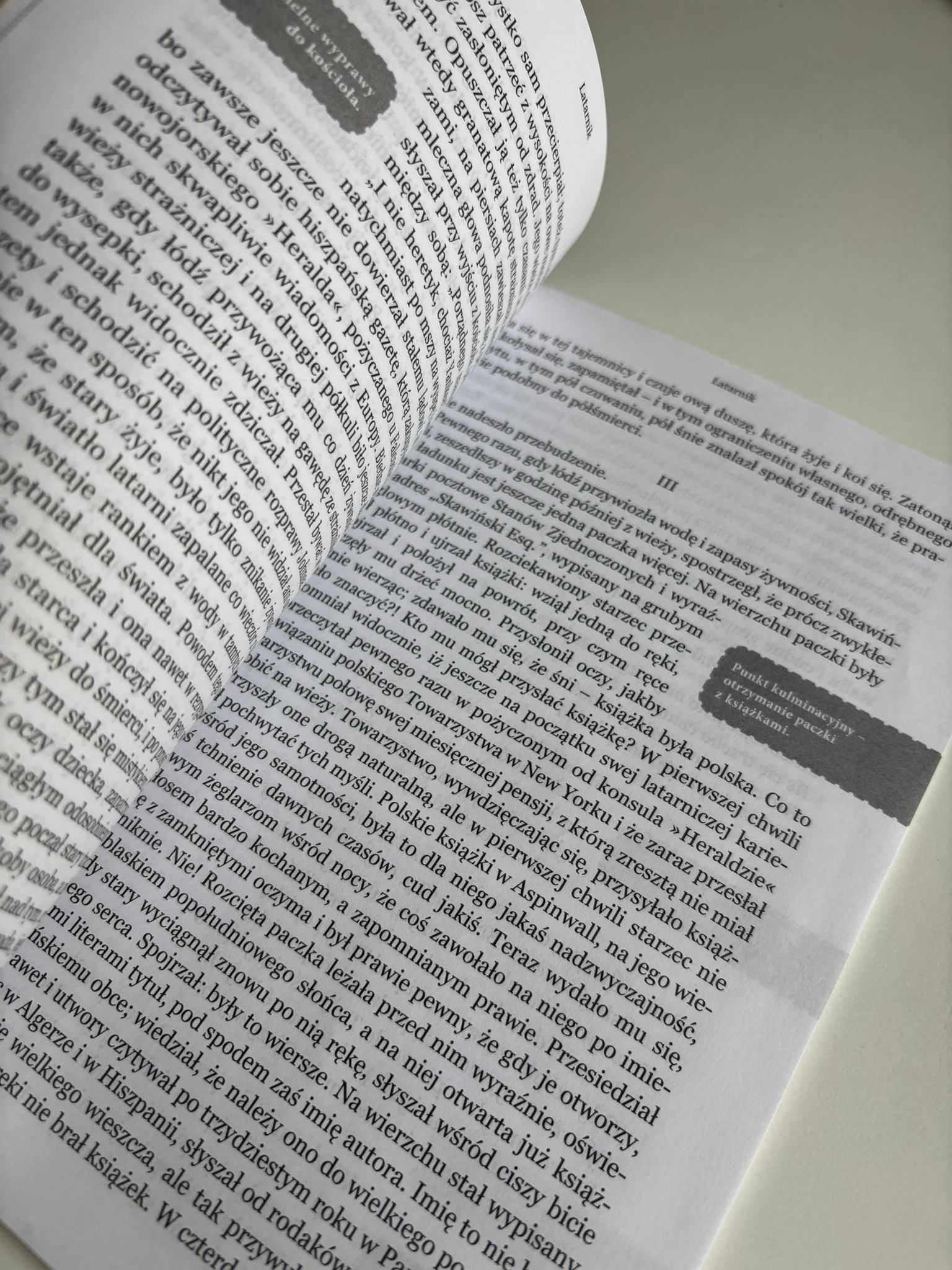 "Latarnik" książka
