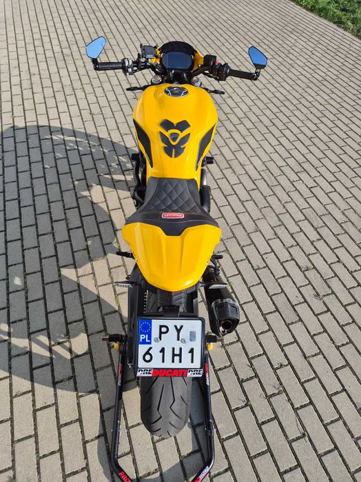 Ducati Monster 821, Salon Polska