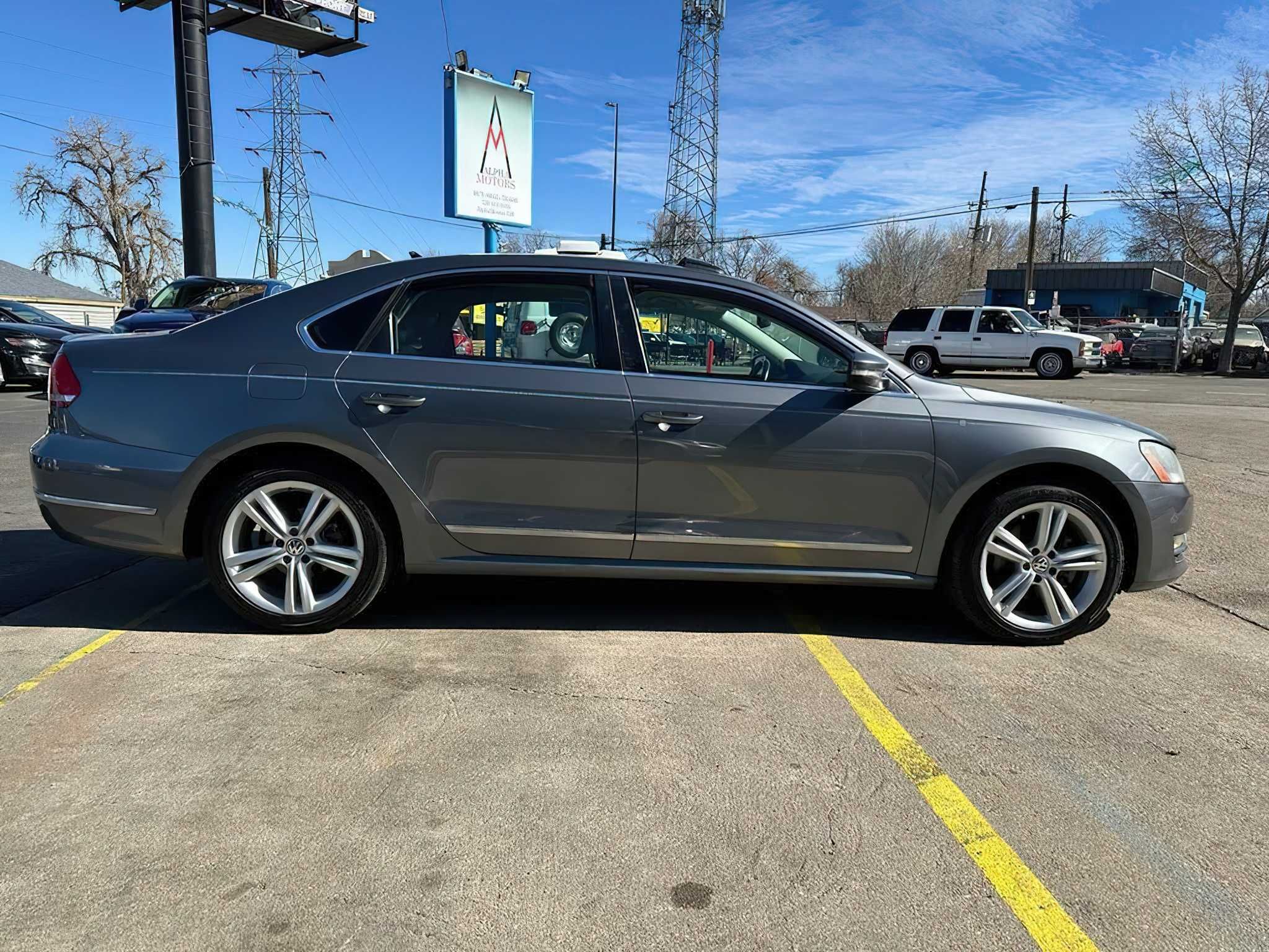 Volkswagen  Passat 2.0 Diesel 2014 SEL