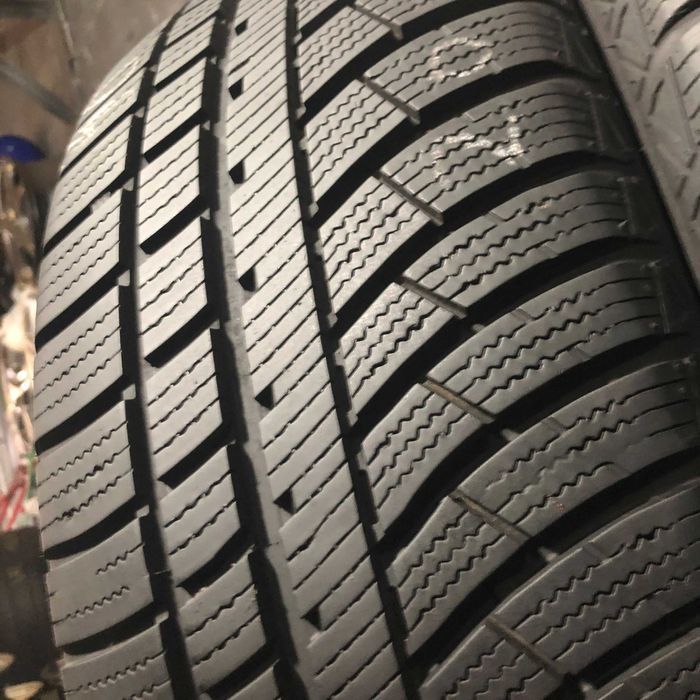 Шини б/у 205/60 R16 Blacklion 4Season Пара Зима