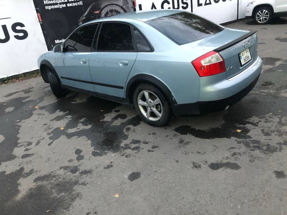 Audi A4 1,8T quattro