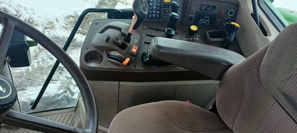 John Deere 6820 ciągnik rolniczy