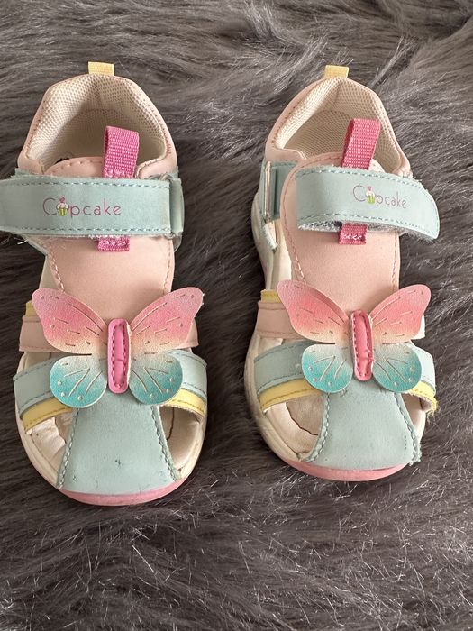 Cupcake Couture Sandały Deichmann