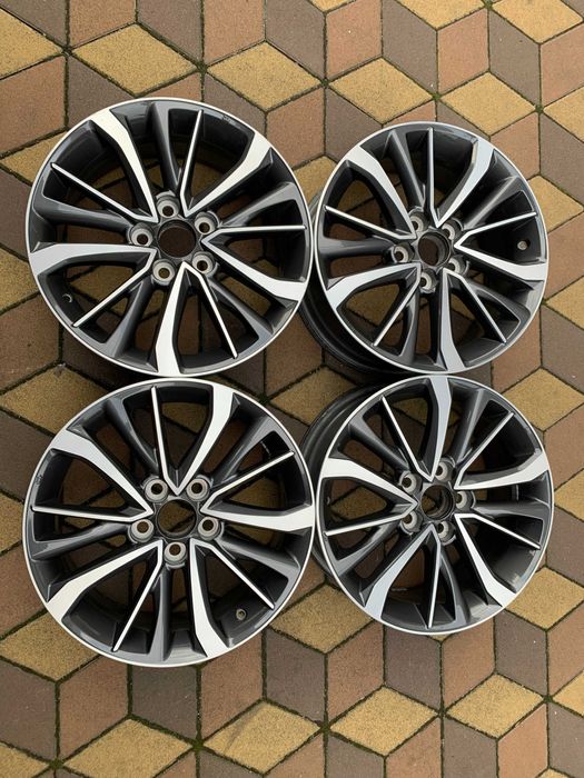 Диски оригінальні для Toyota Camry, Rav-4, Avensis R17 5x114,3