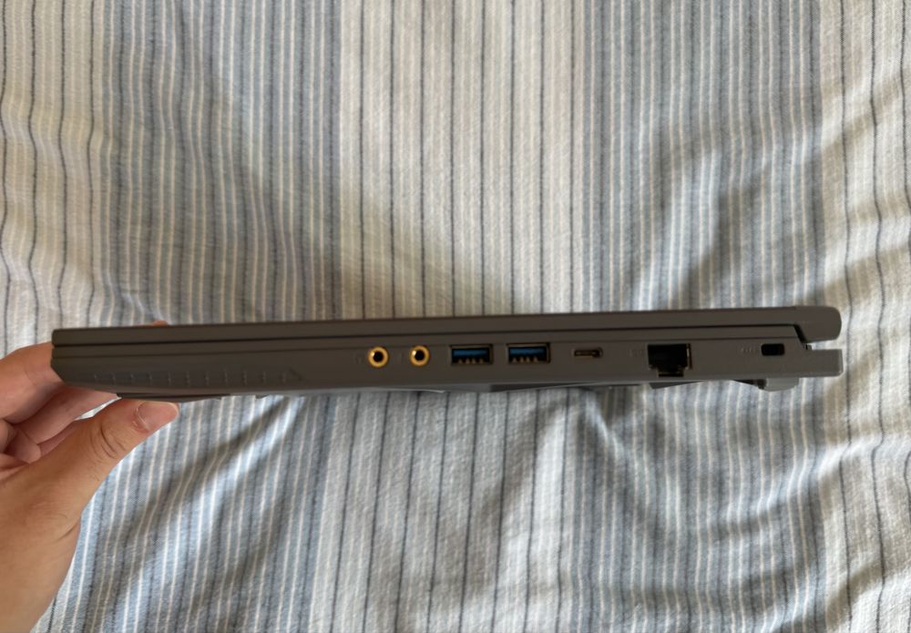 Portatil MSI - Usado 4 meses, com garantia ainda - Windows 11 Instalad