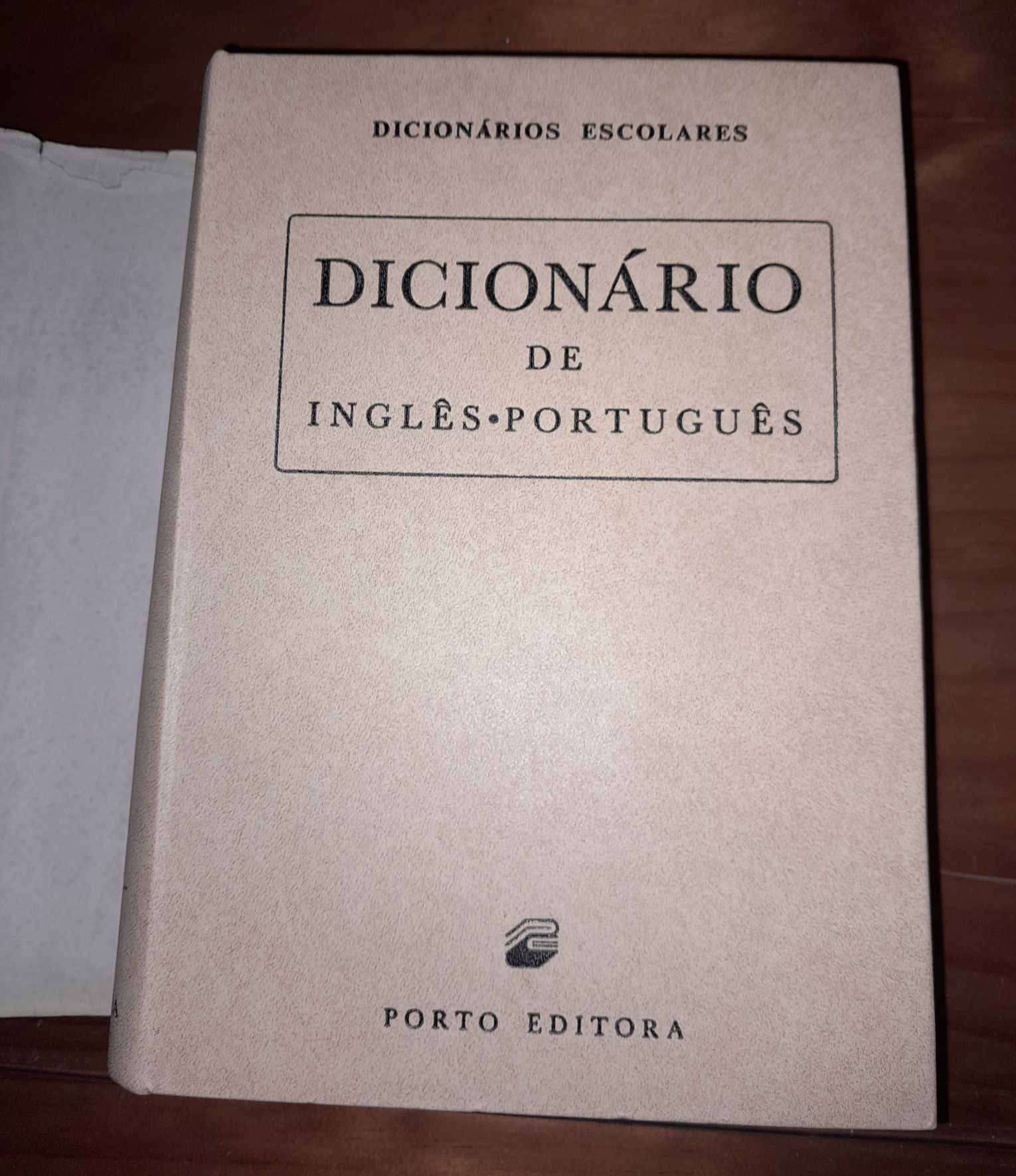 2 dicionários Português/Inglês