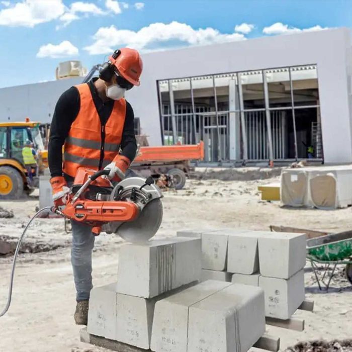 Przecinarka tarczowa spalinowa do betonu  CSG-7410 ES tarcza fi 350