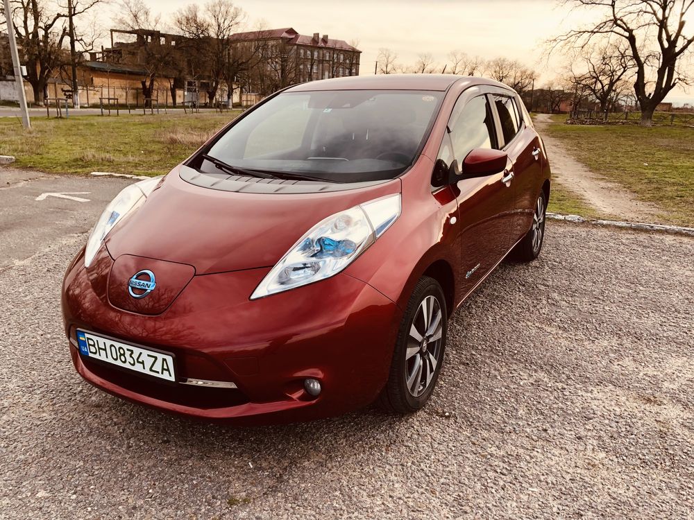 Nissan leaf 2016