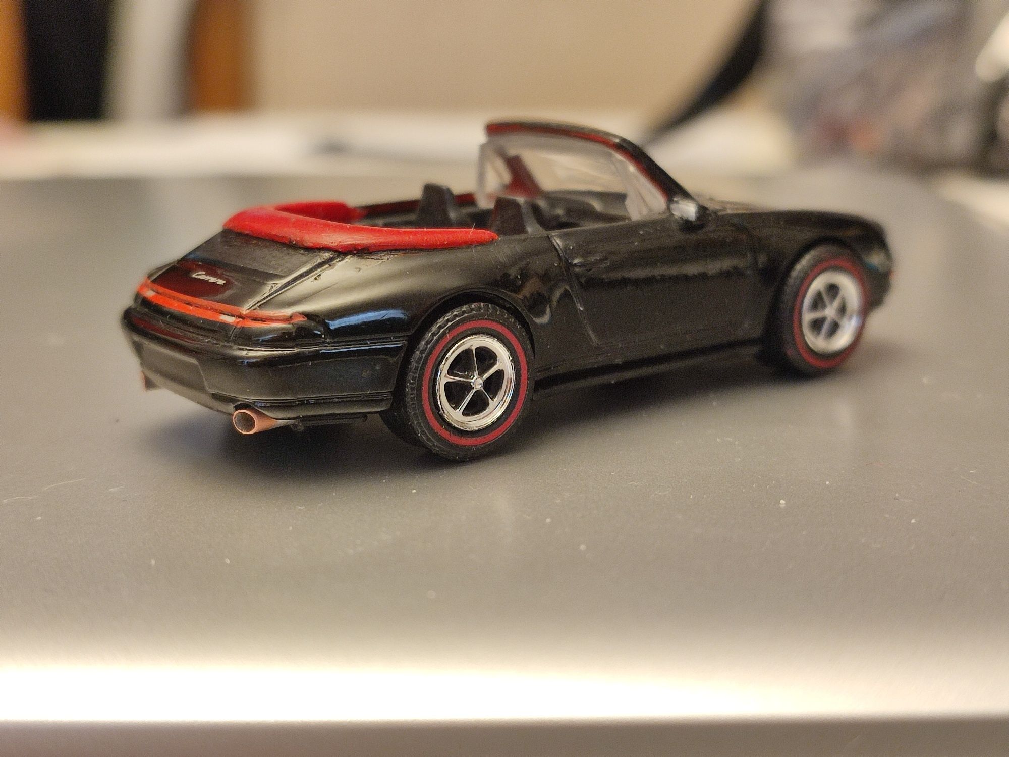 Porsche Carrera 993 Escala 1/64