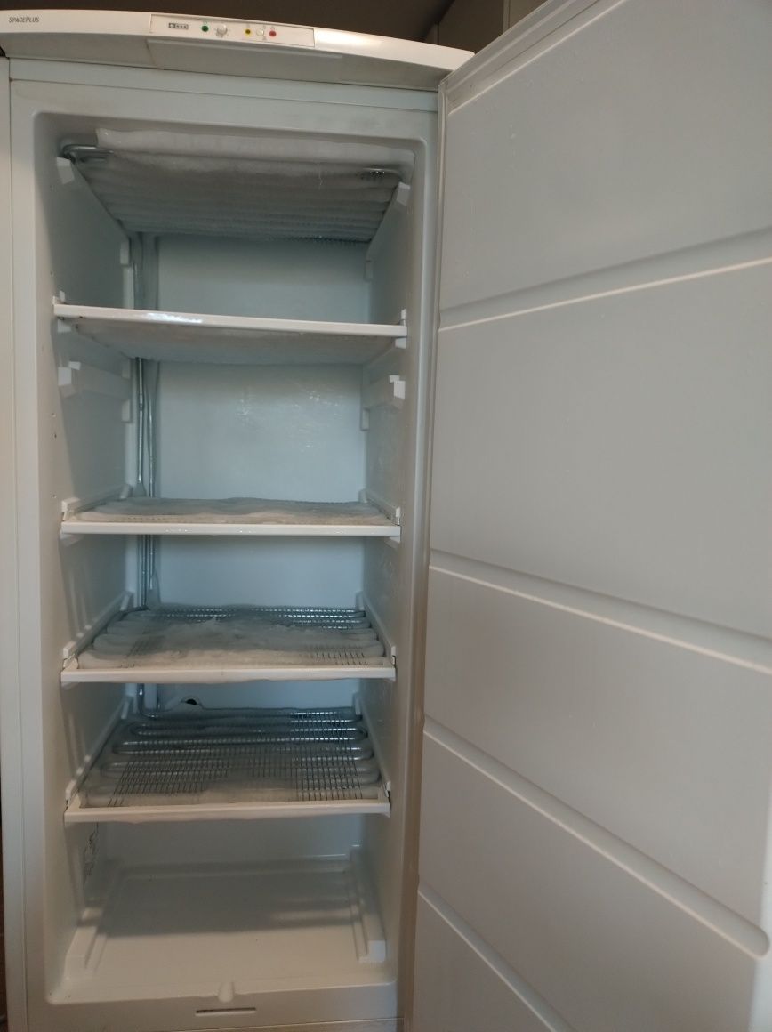 Zamrażarka Electrolux spaceplus fz 190