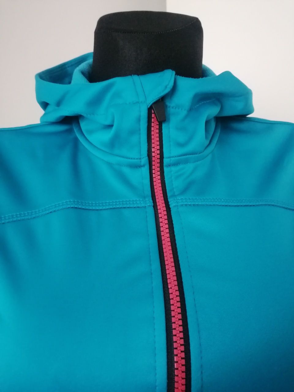 Kurtka softshell damska marki Crivit rozmiar 36