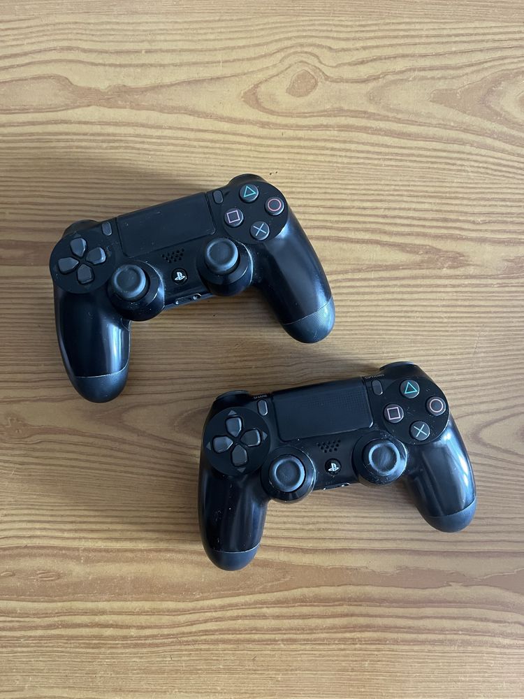 Продається ігрова консоль PS4 pro на 1 Тб