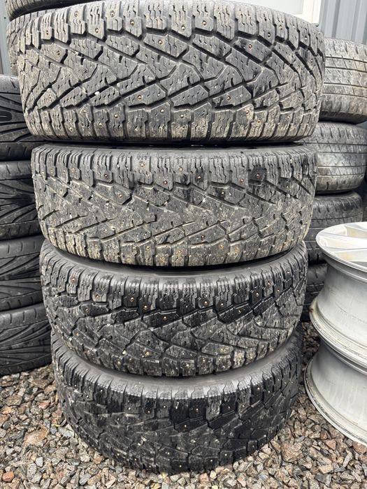 Диски  6/205/16С з шинами 225/75/16С Sprinter,Iveko,Krafter