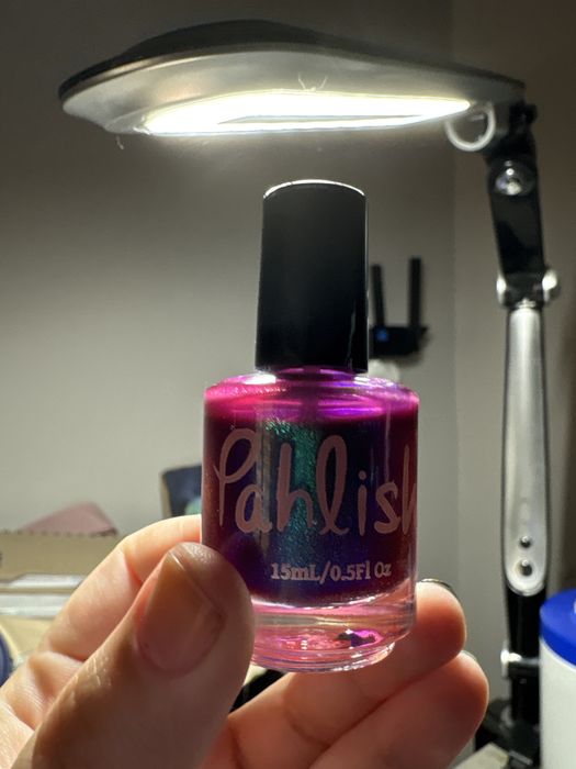 Pahlish lakker do paznokci Red Wine Supernova